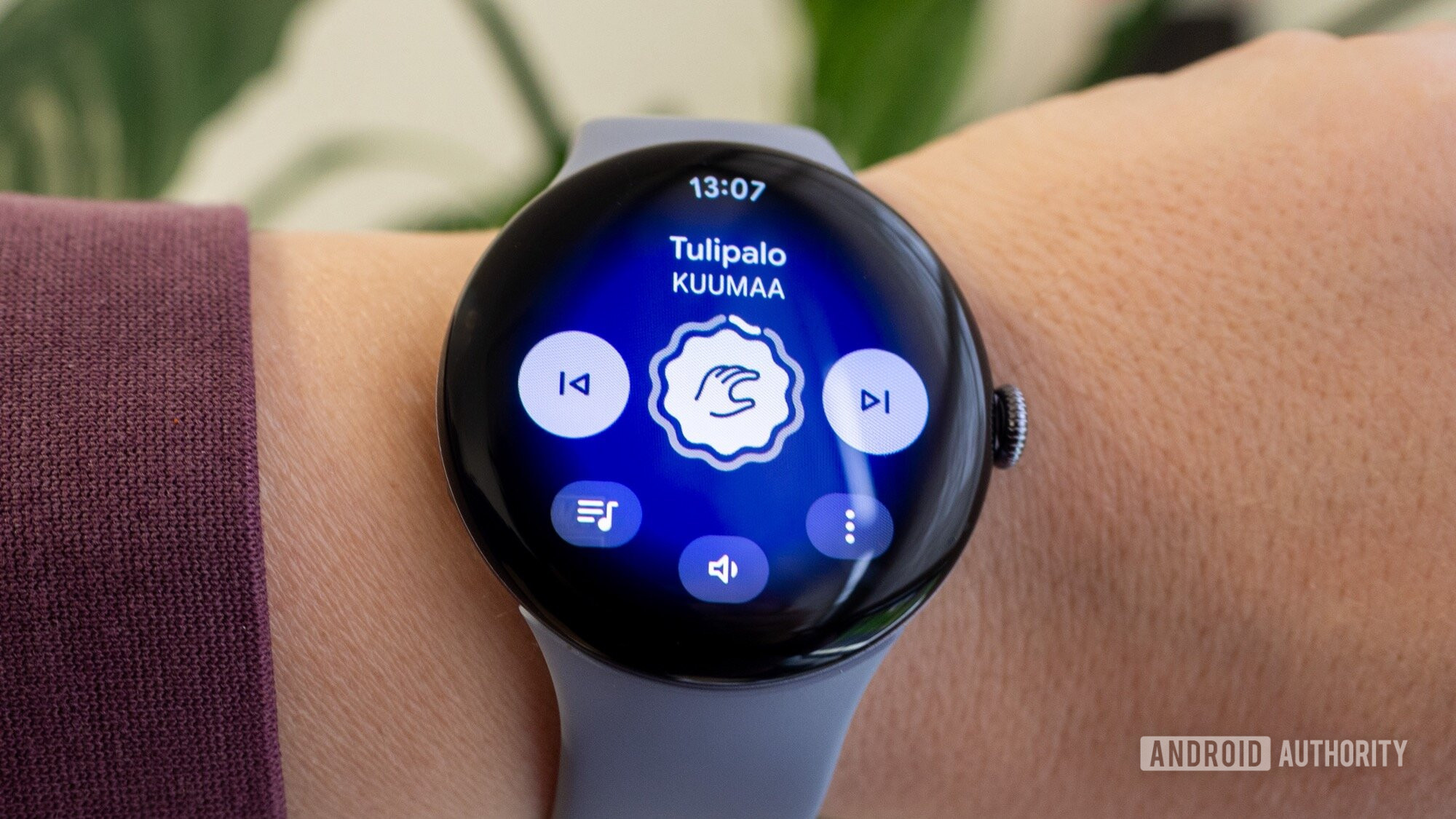 google pixel watch 4 gestures 3