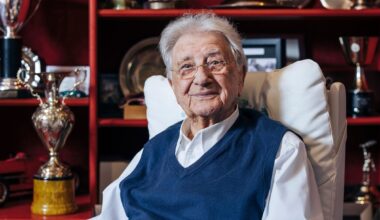 Porsche and Mercedes legend Hans Herrmann 1928-2026