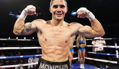 Henry Lebron stays undefeated, hands Juan Tapia first stoppage loss