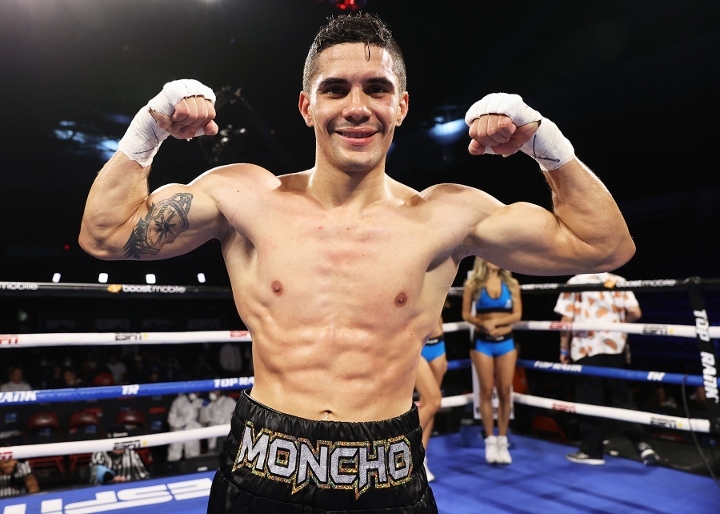 Henry Lebron stays undefeated, hands Juan Tapia first stoppage loss