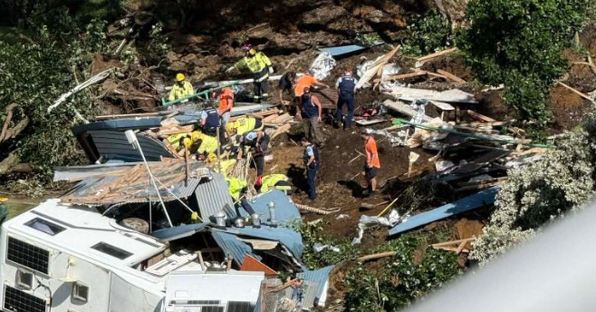 Australian man describes terrifying escape from New Zealand landslide