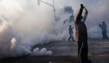 After Alex Pretti shooting, Protesters demand immigration agents leave