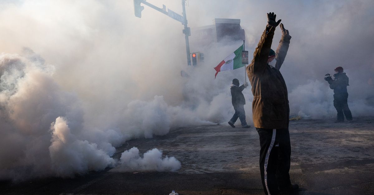 After Alex Pretti shooting, Protesters demand immigration agents leave