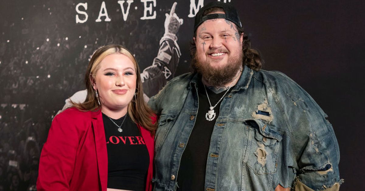 Jelly Roll's hilarious response to daughter's friends' questions about face tattoos