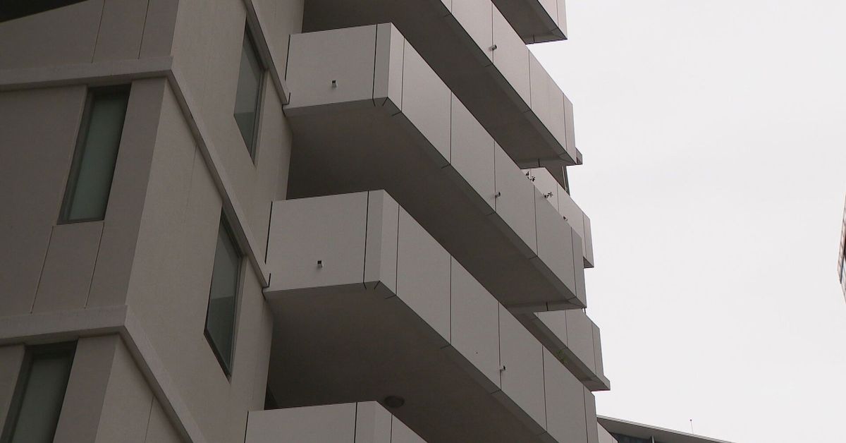 Man dies in hospital after police arrest in Sydney's west