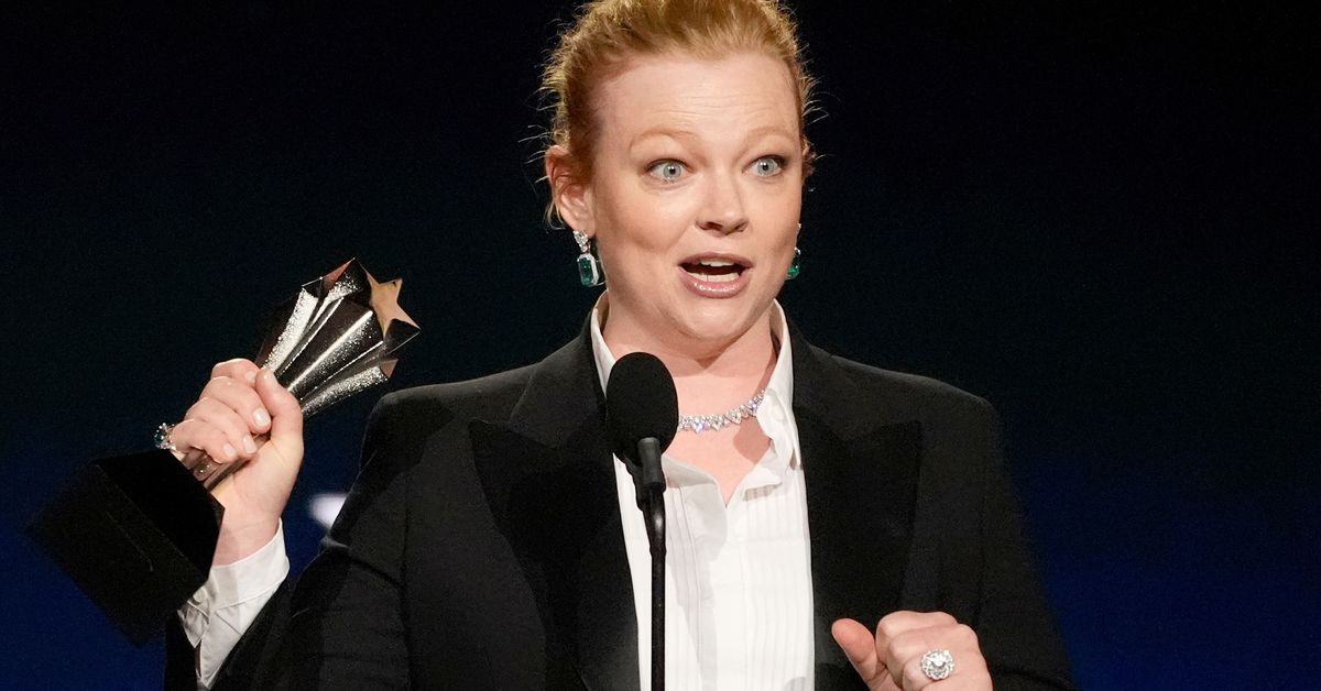 Critics Choice Awards 2026: Sarah Snook's one regret during acceptance speech; fellow Aussie Jacob Elordi wins