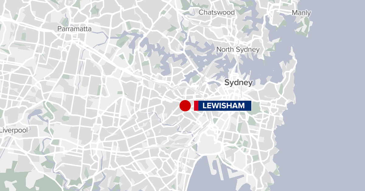 Man allegedly posing as casting agent in Sydney's inner west charged