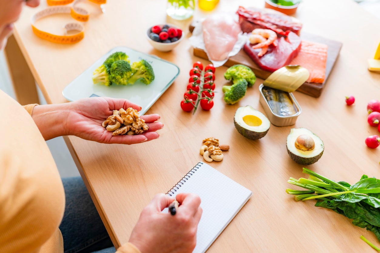 A calorie deficit will cause you to lose weight, but studies suggest the results do not last long-term