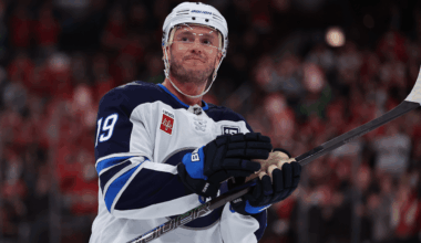 Toews reception in Chicago 'great positives' for Bedard, Pang says