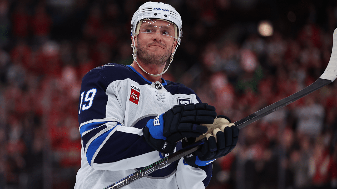 Toews reception in Chicago 'great positives' for Bedard, Pang says