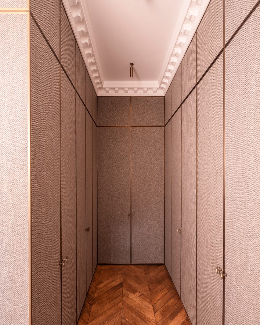 Apartment in South Kensington, London renovated by Polysmiths and Diaz Interiors