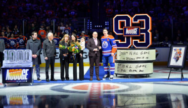 Oilers celebrate Nugent-Hopkins's 1,000th NHL game