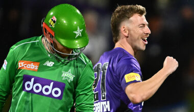 Hurricanes knock out Stars in rain-curtailed thriller