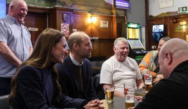 Princess Kate and William ignore protest shouts in Scotland