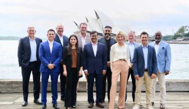 league-owner-abhishek-bachchan-along-with-the-team-owners