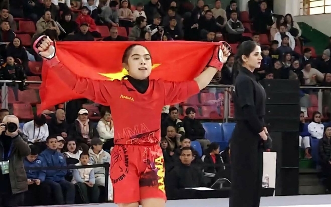 A screenshot of Lo Thi Phung celebrating her victory at the 2026 Asian Mixed Martial Arts Championship in China on Jan. 11, 2026.
