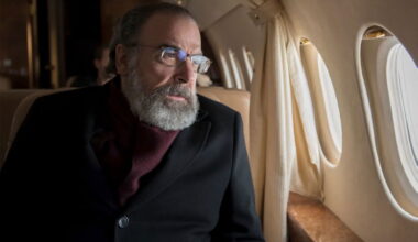 Mandy Patinkin Is Odin In "God of War"