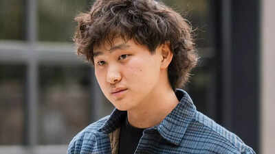 Meta AI chief Alexandr Wang says will have kids only after Elon Musk’s Neuralink …