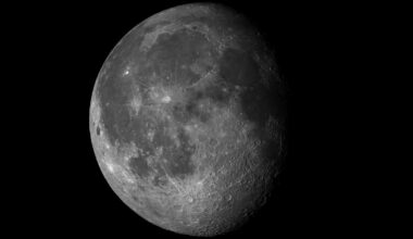 Our Moon Is Curiously Lopsided, And a Massive Impact Could Be to Blame : ScienceAlert