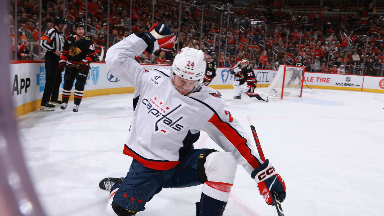 McMichael goes five-hole | NHL.com