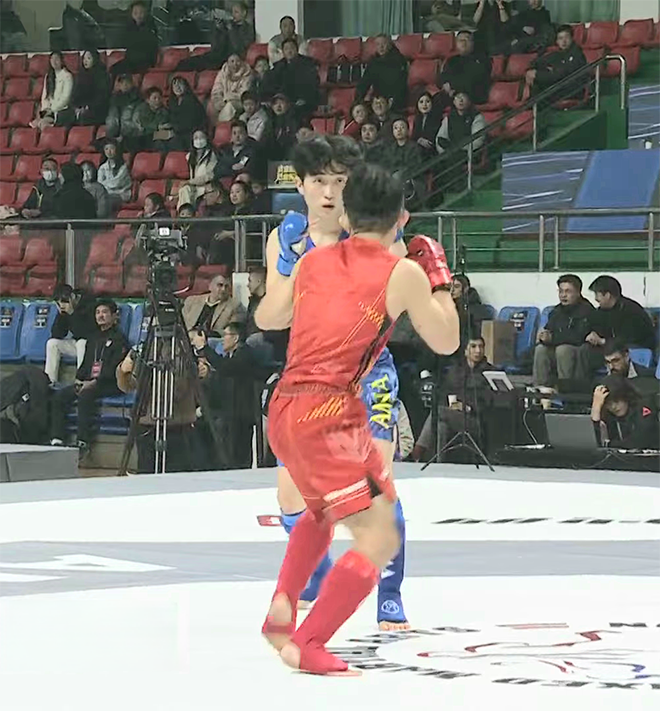 Kim Min-gun of the Korea MMA General Association is facing Taiwan's Huang Wei-hao in the men's Hyundai 65kg at the 3rd Asian MMA Championship in January 2026. Kim Min-gun won a silver medal and Hwang Wei-hao a bronze medal. Mixed martial arts will be held as an official event at the 20th Aichi-Nagoya Summer Asian Games in Japan. Photo = AMMA