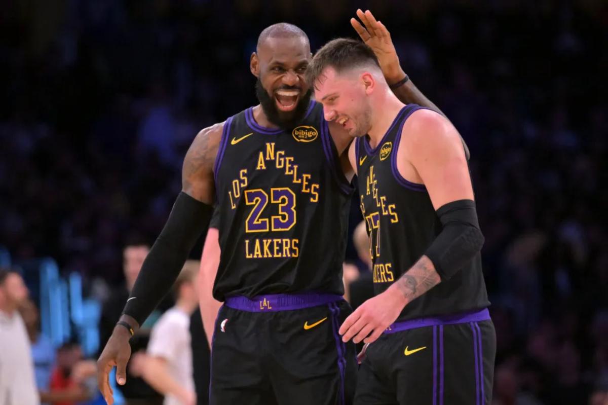 LeBron James, Luka Doncic finally put on show at same time in Lakers' win