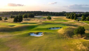 The Golf Club That Moved One Mile... But Also A Million Miles!