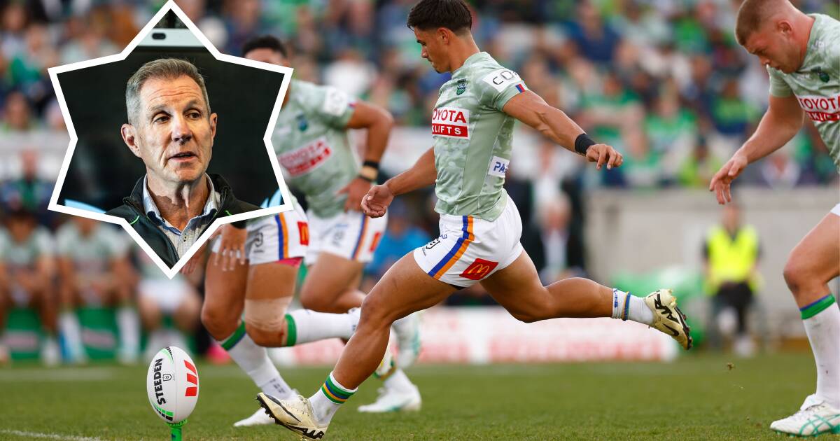 St Kilda's new football department boss Lenny Hayes says the club is supporting the Silvagni family. Photo: David Crosling/AAP PHOTOS