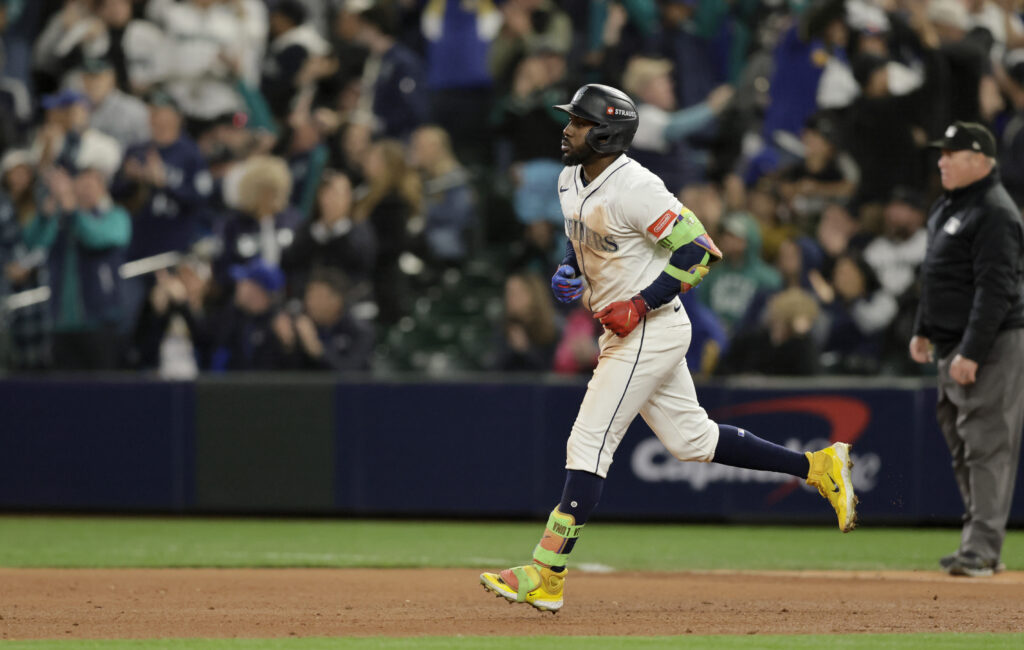 Mariners, Randy Arozarena Avoid Arbitration