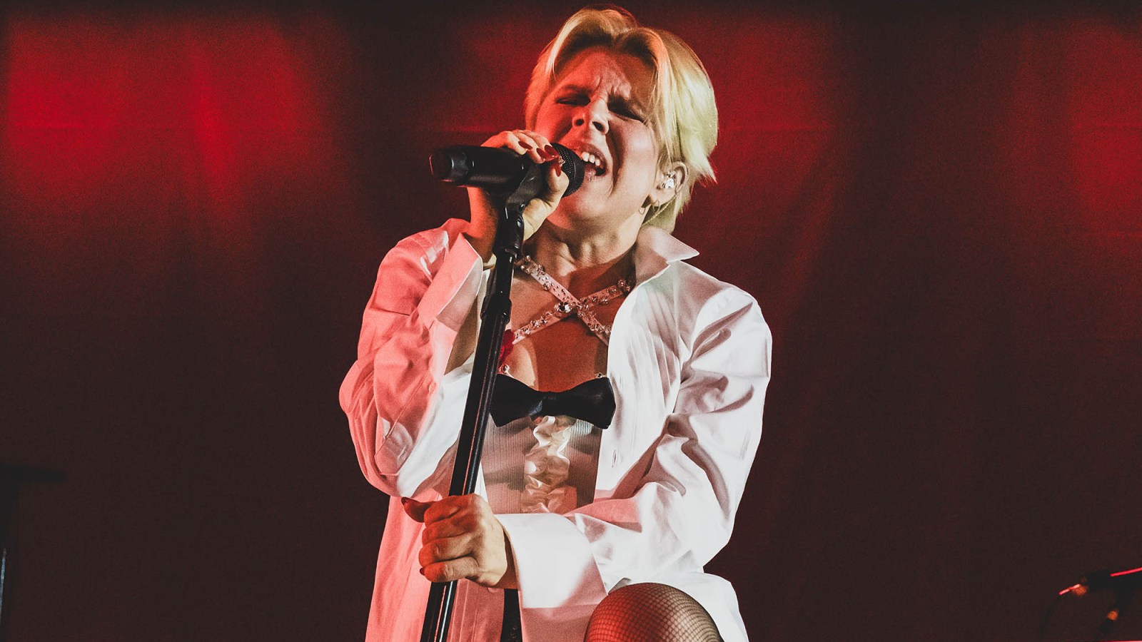 Zach Bryan, Bruno Mars, Robyn