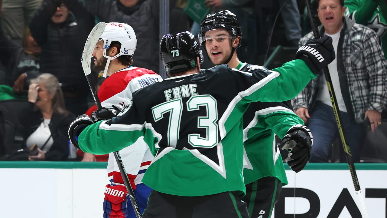 Johnston strikes again | NHL.com