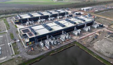 Data Center Project Cancellations Quadrupled in 2025 as Locals Fight Back