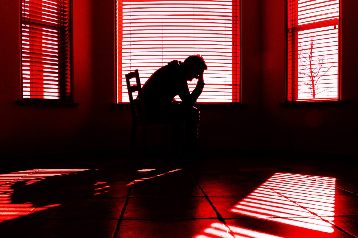 Hot New App Makes Single People Check in Constantly in Case They Die Alone