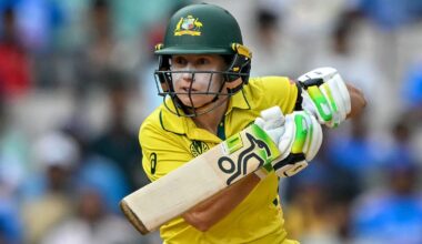 Australia's captain Alyssa Healy plays a shot during the ICC Women's Cricket World Cup 2025 one-day international (ODI) semi-final match between India and Australia at the DY Patil Stadium in Navi Mumbai on October 30, 2025. (Photo by Punit PARANJPE / AFP) / -- IMAGE RESTRICTED TO EDITORIAL USE - STRICTLY NO COMMERCIAL USE --