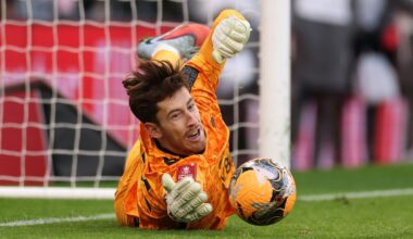 Robin Roefs saves Thierno Barry' spot kick