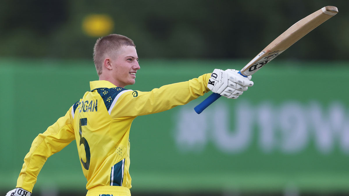 Hogan the hero as Aussies open U19 World Cup defence in style