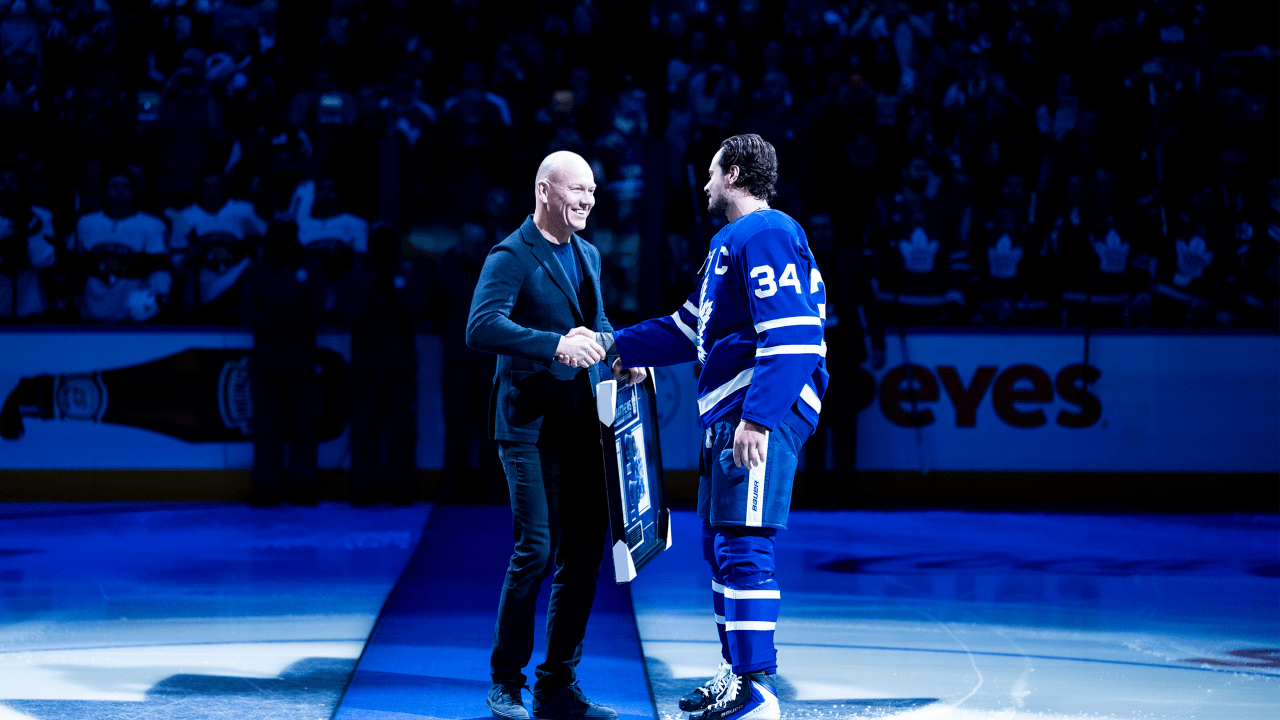 Matthews, Sundin give Maple Leafs fans night to celebrate past, present
