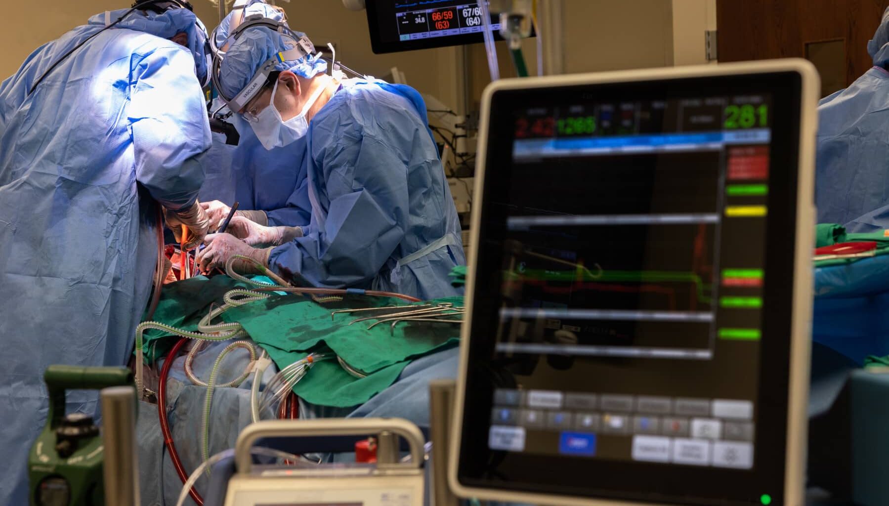 Surgeons at Northwestern Medicine perform a life-saving procedure.