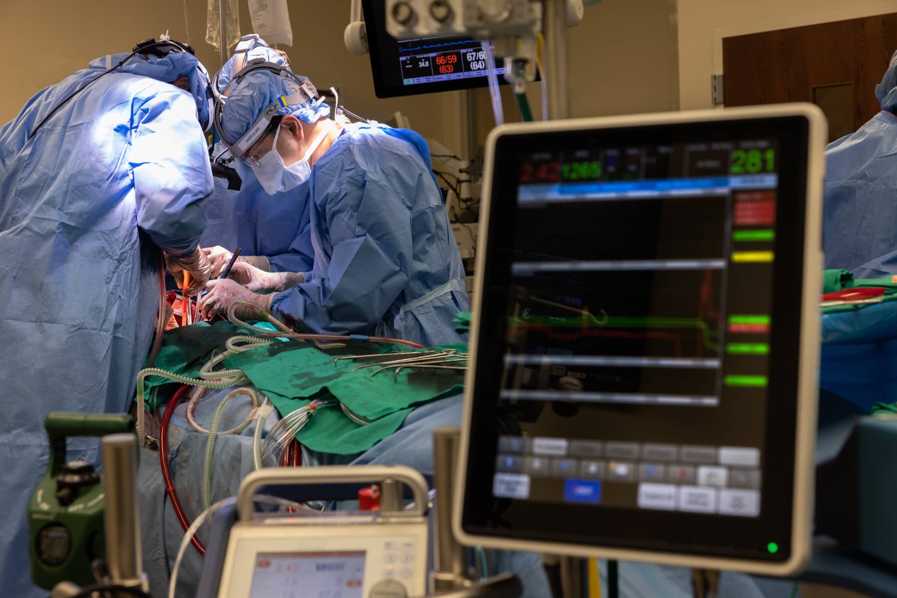 Surgeons at Northwestern Medicine perform a life-saving procedure.
