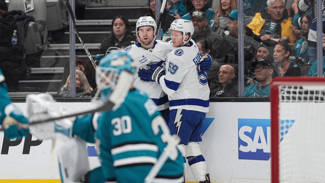 Kucherov has 5 points, Lightning cruise past Sharks for 7th win in row