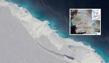Cracks along the Thwaites Eastern Ice Shelf in West Antarctica, with inset map showing the “end-of-the-world” glacier area.