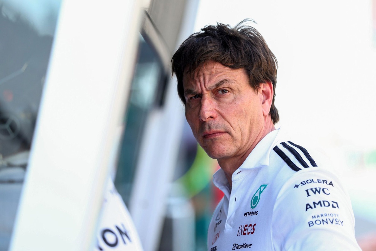 What made Toto Wolff pull the plug on Mercedes’ sailing and consulting plans?