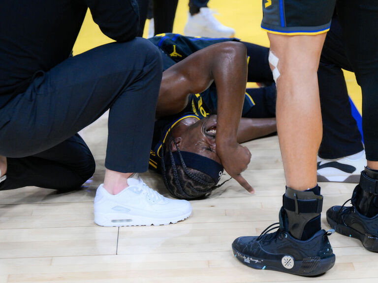 Report: Warriors' Butler tears ACL