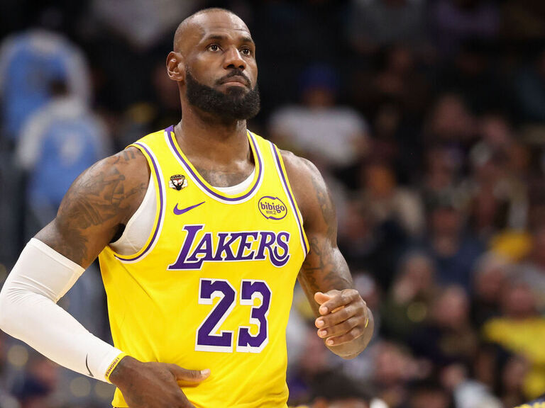 LeBron: 'I don't really care' about reports of Buss frustrations