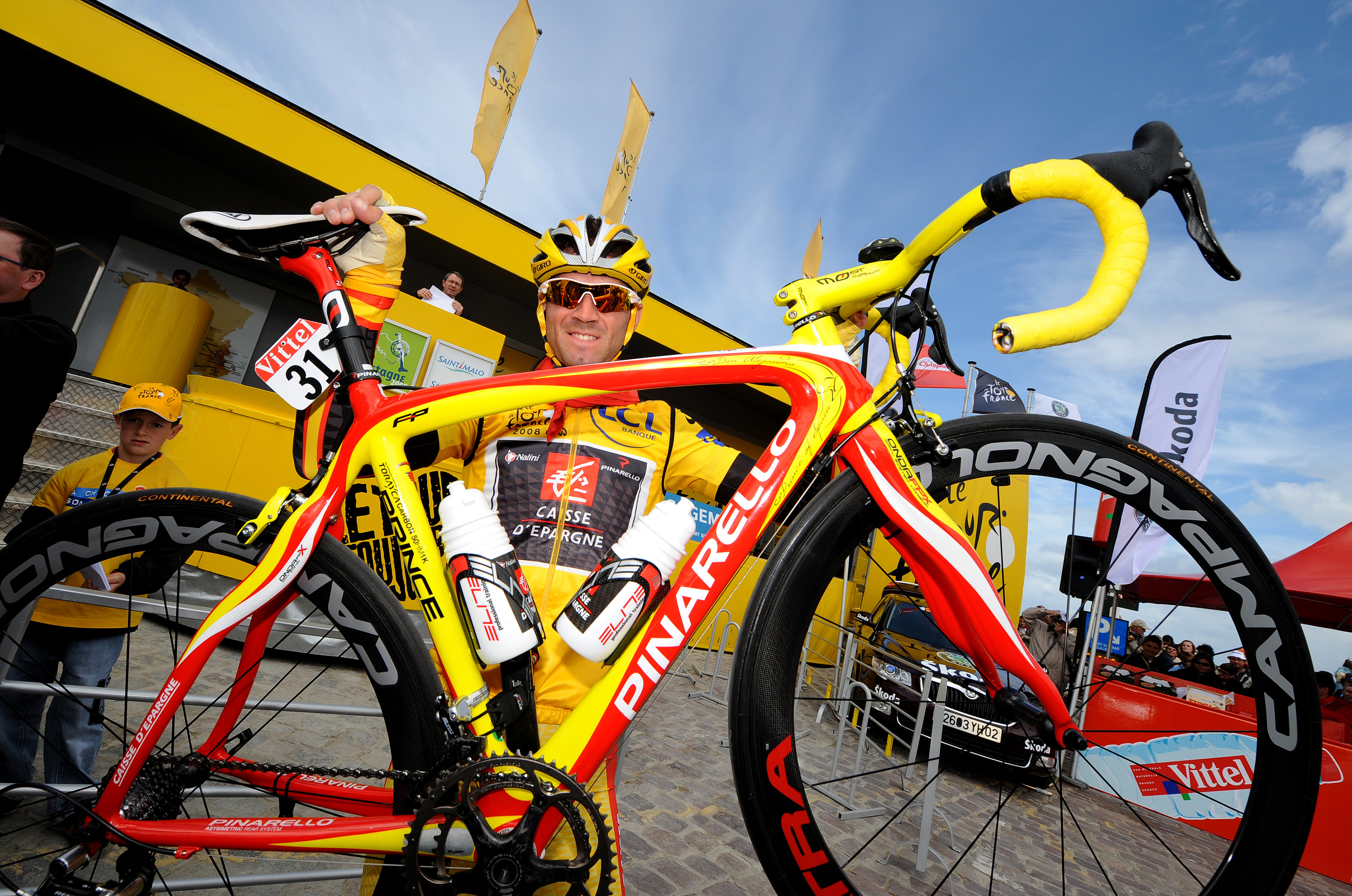 Alejandro Valverde with a custom Pinarello