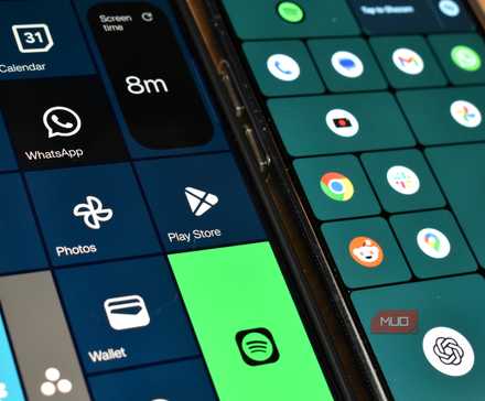 windows phone launchers on android smartphones side by side.