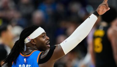 Shai Gilgeous-Alexander scores 30 points as Thunder beat short-handed Warriors 131-94