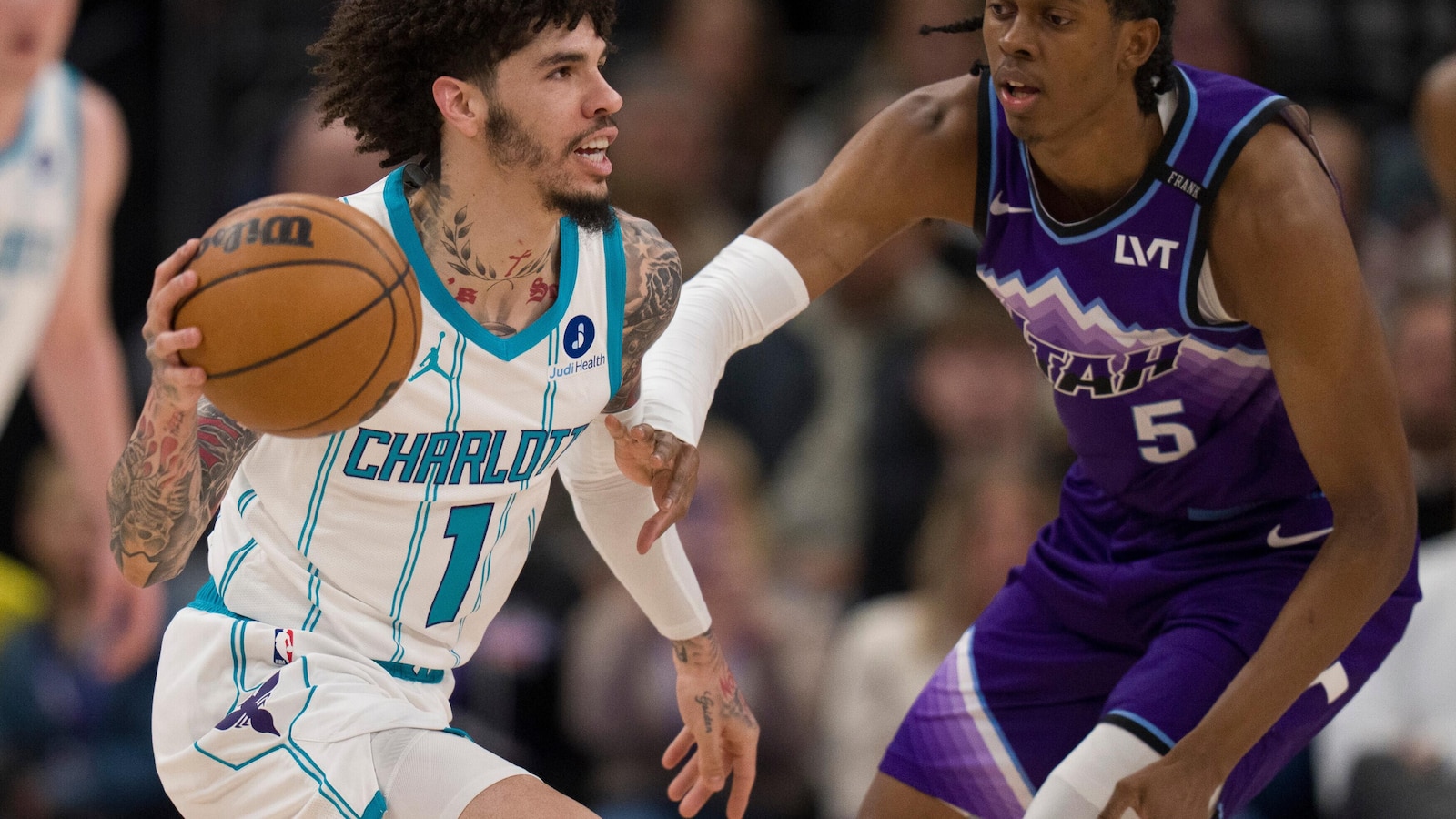 Hornets build a 47-point lead in the 1st half and rout the Jazz 150-95