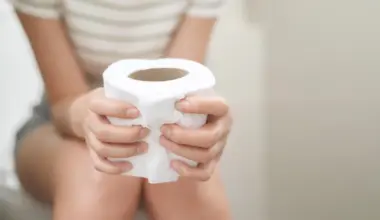 A common vitamin could influence bathroom frequency