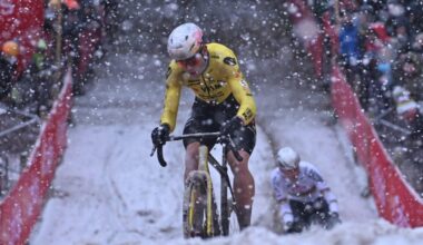 Snowy Mol crash ends season for Wout van Aert